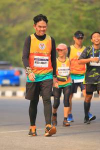 BIB: 46677
                            <button type="button" onclick="openModal(10200003)" class="btn btn-primary btn-sm float-right btn-popup" data-toggle="modal" data-target=".modal-high-quality">
                        <i class="fas fa-shopping-cart"></i> Add to Cart
                    </button>
                                            <button type="button" onclick="isThisMe(10200003, true)" class="btn btn-success btn-sm float-right btn-popup btn-isme hidden" data-toggle="tooltip" data-placement="bottom" title="นี่คือรูปของคุณใช่ไหม คลิกที่นี่เพื่อเอาเข้าอัลบั้ม">
                        <i class="fas fa-plus"></i> Add to album
                    </button>
                    <button type="button" onclick="isThisMe(10200003, false)" class="btn btn-warning btn-sm float-right btn-popup btn-isnotme hidden">
                        <i class="fas fa-ban"></i> Remove from album
                    </button>