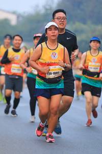 BIB: 10917
                            <button type="button" onclick="openModal(10225386)" class="btn btn-primary btn-sm float-right btn-popup" data-toggle="modal" data-target=".modal-high-quality">
                        <i class="fas fa-shopping-cart"></i> Add to Cart
                    </button>
                                            <button type="button" onclick="isThisMe(10225386, true)" class="btn btn-success btn-sm float-right btn-popup btn-isme hidden" data-toggle="tooltip" data-placement="bottom" title="นี่คือรูปของคุณใช่ไหม คลิกที่นี่เพื่อเอาเข้าอัลบั้ม">
                        <i class="fas fa-plus"></i> Add to album
                    </button>
                    <button type="button" onclick="isThisMe(10225386, false)" class="btn btn-warning btn-sm float-right btn-popup btn-isnotme hidden">
                        <i class="fas fa-ban"></i> Remove from album
                    </button>