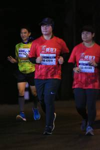 BIB: 47019, 45580
                            <button type="button" onclick="openModal(10228976)" class="btn btn-primary btn-sm float-right btn-popup" data-toggle="modal" data-target=".modal-high-quality">
                        <i class="fas fa-shopping-cart"></i> Add to Cart
                    </button>
                                            <button type="button" onclick="isThisMe(10228976, true)" class="btn btn-success btn-sm float-right btn-popup btn-isme hidden" data-toggle="tooltip" data-placement="bottom" title="นี่คือรูปของคุณใช่ไหม คลิกที่นี่เพื่อเอาเข้าอัลบั้ม">
                        <i class="fas fa-plus"></i> Add to album
                    </button>
                    <button type="button" onclick="isThisMe(10228976, false)" class="btn btn-warning btn-sm float-right btn-popup btn-isnotme hidden">
                        <i class="fas fa-ban"></i> Remove from album
                    </button>