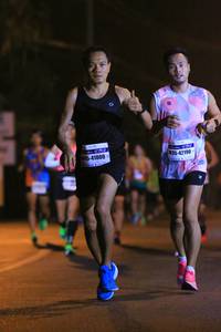 BIB: 41000, 42190
                            <button type="button" onclick="openModal(10233376)" class="btn btn-primary btn-sm float-right btn-popup" data-toggle="modal" data-target=".modal-high-quality">
                        <i class="fas fa-shopping-cart"></i> Add to Cart
                    </button>
                                            <button type="button" onclick="isThisMe(10233376, true)" class="btn btn-success btn-sm float-right btn-popup btn-isme hidden" data-toggle="tooltip" data-placement="bottom" title="นี่คือรูปของคุณใช่ไหม คลิกที่นี่เพื่อเอาเข้าอัลบั้ม">
                        <i class="fas fa-plus"></i> Add to album
                    </button>
                    <button type="button" onclick="isThisMe(10233376, false)" class="btn btn-warning btn-sm float-right btn-popup btn-isnotme hidden">
                        <i class="fas fa-ban"></i> Remove from album
                    </button>