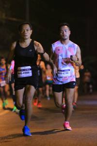 BIB: 41000, 4290
                            <button type="button" onclick="openModal(10233373)" class="btn btn-primary btn-sm float-right btn-popup" data-toggle="modal" data-target=".modal-high-quality">
                        <i class="fas fa-shopping-cart"></i> Add to Cart
                    </button>
                                            <button type="button" onclick="isThisMe(10233373, true)" class="btn btn-success btn-sm float-right btn-popup btn-isme hidden" data-toggle="tooltip" data-placement="bottom" title="นี่คือรูปของคุณใช่ไหม คลิกที่นี่เพื่อเอาเข้าอัลบั้ม">
                        <i class="fas fa-plus"></i> Add to album
                    </button>
                    <button type="button" onclick="isThisMe(10233373, false)" class="btn btn-warning btn-sm float-right btn-popup btn-isnotme hidden">
                        <i class="fas fa-ban"></i> Remove from album
                    </button>