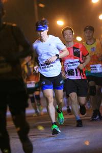 BIB: 45470, 40782, 3042
                            <button type="button" onclick="openModal(10234179)" class="btn btn-primary btn-sm float-right btn-popup" data-toggle="modal" data-target=".modal-high-quality">
                        <i class="fas fa-shopping-cart"></i> Add to Cart
                    </button>
                                            <button type="button" onclick="isThisMe(10234179, true)" class="btn btn-success btn-sm float-right btn-popup btn-isme hidden" data-toggle="tooltip" data-placement="bottom" title="นี่คือรูปของคุณใช่ไหม คลิกที่นี่เพื่อเอาเข้าอัลบั้ม">
                        <i class="fas fa-plus"></i> Add to album
                    </button>
                    <button type="button" onclick="isThisMe(10234179, false)" class="btn btn-warning btn-sm float-right btn-popup btn-isnotme hidden">
                        <i class="fas fa-ban"></i> Remove from album
                    </button>