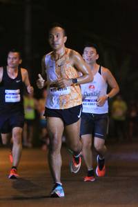 BIB: 45916, 41062
                            <button type="button" onclick="openModal(10233383)" class="btn btn-primary btn-sm float-right btn-popup" data-toggle="modal" data-target=".modal-high-quality">
                        <i class="fas fa-shopping-cart"></i> Add to Cart
                    </button>
                                            <button type="button" onclick="isThisMe(10233383, true)" class="btn btn-success btn-sm float-right btn-popup btn-isme hidden" data-toggle="tooltip" data-placement="bottom" title="นี่คือรูปของคุณใช่ไหม คลิกที่นี่เพื่อเอาเข้าอัลบั้ม">
                        <i class="fas fa-plus"></i> Add to album
                    </button>
                    <button type="button" onclick="isThisMe(10233383, false)" class="btn btn-warning btn-sm float-right btn-popup btn-isnotme hidden">
                        <i class="fas fa-ban"></i> Remove from album
                    </button>