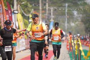 BIB: 48142
                            <button type="button" onclick="openModal(10318147)" class="btn btn-primary btn-sm float-right btn-popup" data-toggle="modal" data-target=".modal-high-quality">
                        <i class="fas fa-shopping-cart"></i> Add to Cart
                    </button>
                                            <button type="button" onclick="isThisMe(10318147, true)" class="btn btn-success btn-sm float-right btn-popup btn-isme hidden" data-toggle="tooltip" data-placement="bottom" title="นี่คือรูปของคุณใช่ไหม คลิกที่นี่เพื่อเอาเข้าอัลบั้ม">
                        <i class="fas fa-plus"></i> Add to album
                    </button>
                    <button type="button" onclick="isThisMe(10318147, false)" class="btn btn-warning btn-sm float-right btn-popup btn-isnotme hidden">
                        <i class="fas fa-ban"></i> Remove from album
                    </button>