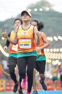 BIB: 47266, 40763
                            <button type="button" onclick="openModal(8040635)" class="btn btn-primary btn-sm float-right btn-popup" data-toggle="modal" data-target=".modal-high-quality">
                        <i class="fas fa-shopping-cart"></i> Add to Cart
                    </button>
                                            <button type="button" onclick="isThisMe(8040635, true)" class="btn btn-success btn-sm float-right btn-popup btn-isme hidden" data-toggle="tooltip" data-placement="bottom" title="นี่คือรูปของคุณใช่ไหม คลิกที่นี่เพื่อเอาเข้าอัลบั้ม">
                        <i class="fas fa-plus"></i> Add to album
                    </button>
                    <button type="button" onclick="isThisMe(8040635, false)" class="btn btn-warning btn-sm float-right btn-popup btn-isnotme hidden">
                        <i class="fas fa-ban"></i> Remove from album
                    </button>