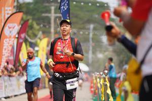 BIB: 700
                            <button type="button" onclick="openModal(10319033)" class="btn btn-primary btn-sm float-right btn-popup" data-toggle="modal" data-target=".modal-high-quality">
                        <i class="fas fa-shopping-cart"></i> Add to Cart
                    </button>
                                            <button type="button" onclick="isThisMe(10319033, true)" class="btn btn-success btn-sm float-right btn-popup btn-isme hidden" data-toggle="tooltip" data-placement="bottom" title="นี่คือรูปของคุณใช่ไหม คลิกที่นี่เพื่อเอาเข้าอัลบั้ม">
                        <i class="fas fa-plus"></i> Add to album
                    </button>
                    <button type="button" onclick="isThisMe(10319033, false)" class="btn btn-warning btn-sm float-right btn-popup btn-isnotme hidden">
                        <i class="fas fa-ban"></i> Remove from album
                    </button>