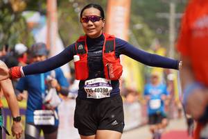 BIB: 40390
                            <button type="button" onclick="openModal(10318714)" class="btn btn-primary btn-sm float-right btn-popup" data-toggle="modal" data-target=".modal-high-quality">
                        <i class="fas fa-shopping-cart"></i> Add to Cart
                    </button>
                                            <button type="button" onclick="isThisMe(10318714, true)" class="btn btn-success btn-sm float-right btn-popup btn-isme hidden" data-toggle="tooltip" data-placement="bottom" title="นี่คือรูปของคุณใช่ไหม คลิกที่นี่เพื่อเอาเข้าอัลบั้ม">
                        <i class="fas fa-plus"></i> Add to album
                    </button>
                    <button type="button" onclick="isThisMe(10318714, false)" class="btn btn-warning btn-sm float-right btn-popup btn-isnotme hidden">
                        <i class="fas fa-ban"></i> Remove from album
                    </button>