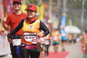 BIB: 195, 46203
                            <button type="button" onclick="openModal(10318380)" class="btn btn-primary btn-sm float-right btn-popup" data-toggle="modal" data-target=".modal-high-quality">
                        <i class="fas fa-shopping-cart"></i> Add to Cart
                    </button>
                                            <button type="button" onclick="isThisMe(10318380, true)" class="btn btn-success btn-sm float-right btn-popup btn-isme hidden" data-toggle="tooltip" data-placement="bottom" title="นี่คือรูปของคุณใช่ไหม คลิกที่นี่เพื่อเอาเข้าอัลบั้ม">
                        <i class="fas fa-plus"></i> Add to album
                    </button>
                    <button type="button" onclick="isThisMe(10318380, false)" class="btn btn-warning btn-sm float-right btn-popup btn-isnotme hidden">
                        <i class="fas fa-ban"></i> Remove from album
                    </button>