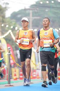 BIB: 0923, 40146
                            <button type="button" onclick="openModal(8076088)" class="btn btn-primary btn-sm float-right btn-popup" data-toggle="modal" data-target=".modal-high-quality">
                        <i class="fas fa-shopping-cart"></i> Add to Cart
                    </button>
                                            <button type="button" onclick="isThisMe(8076088, true)" class="btn btn-success btn-sm float-right btn-popup btn-isme hidden" data-toggle="tooltip" data-placement="bottom" title="นี่คือรูปของคุณใช่ไหม คลิกที่นี่เพื่อเอาเข้าอัลบั้ม">
                        <i class="fas fa-plus"></i> Add to album
                    </button>
                    <button type="button" onclick="isThisMe(8076088, false)" class="btn btn-warning btn-sm float-right btn-popup btn-isnotme hidden">
                        <i class="fas fa-ban"></i> Remove from album
                    </button>