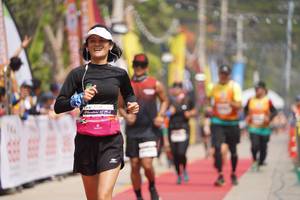 BIB: 
                            <button type="button" onclick="openModal(10318134)" class="btn btn-primary btn-sm float-right btn-popup" data-toggle="modal" data-target=".modal-high-quality">
                        <i class="fas fa-shopping-cart"></i> Add to Cart
                    </button>
                                            <button type="button" onclick="isThisMe(10318134, true)" class="btn btn-success btn-sm float-right btn-popup btn-isme hidden" data-toggle="tooltip" data-placement="bottom" title="นี่คือรูปของคุณใช่ไหม คลิกที่นี่เพื่อเอาเข้าอัลบั้ม">
                        <i class="fas fa-plus"></i> Add to album
                    </button>
                    <button type="button" onclick="isThisMe(10318134, false)" class="btn btn-warning btn-sm float-right btn-popup btn-isnotme hidden">
                        <i class="fas fa-ban"></i> Remove from album
                    </button>