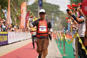 BIB: 
                            <button type="button" onclick="openModal(10318957)" class="btn btn-primary btn-sm float-right btn-popup" data-toggle="modal" data-target=".modal-high-quality">
                        <i class="fas fa-shopping-cart"></i> Add to Cart
                    </button>
                                            <button type="button" onclick="isThisMe(10318957, true)" class="btn btn-success btn-sm float-right btn-popup btn-isme hidden" data-toggle="tooltip" data-placement="bottom" title="นี่คือรูปของคุณใช่ไหม คลิกที่นี่เพื่อเอาเข้าอัลบั้ม">
                        <i class="fas fa-plus"></i> Add to album
                    </button>
                    <button type="button" onclick="isThisMe(10318957, false)" class="btn btn-warning btn-sm float-right btn-popup btn-isnotme hidden">
                        <i class="fas fa-ban"></i> Remove from album
                    </button>