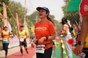 BIB: 40475
                            <button type="button" onclick="openModal(10318674)" class="btn btn-primary btn-sm float-right btn-popup" data-toggle="modal" data-target=".modal-high-quality">
                        <i class="fas fa-shopping-cart"></i> Add to Cart
                    </button>
                                            <button type="button" onclick="isThisMe(10318674, true)" class="btn btn-success btn-sm float-right btn-popup btn-isme hidden" data-toggle="tooltip" data-placement="bottom" title="นี่คือรูปของคุณใช่ไหม คลิกที่นี่เพื่อเอาเข้าอัลบั้ม">
                        <i class="fas fa-plus"></i> Add to album
                    </button>
                    <button type="button" onclick="isThisMe(10318674, false)" class="btn btn-warning btn-sm float-right btn-popup btn-isnotme hidden">
                        <i class="fas fa-ban"></i> Remove from album
                    </button>