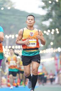 BIB: 2975, 42195, 45387
                            <button type="button" onclick="openModal(8075062)" class="btn btn-primary btn-sm float-right btn-popup" data-toggle="modal" data-target=".modal-high-quality">
                        <i class="fas fa-shopping-cart"></i> Add to Cart
                    </button>
                                            <button type="button" onclick="isThisMe(8075062, true)" class="btn btn-success btn-sm float-right btn-popup btn-isme hidden" data-toggle="tooltip" data-placement="bottom" title="นี่คือรูปของคุณใช่ไหม คลิกที่นี่เพื่อเอาเข้าอัลบั้ม">
                        <i class="fas fa-plus"></i> Add to album
                    </button>
                    <button type="button" onclick="isThisMe(8075062, false)" class="btn btn-warning btn-sm float-right btn-popup btn-isnotme hidden">
                        <i class="fas fa-ban"></i> Remove from album
                    </button>
