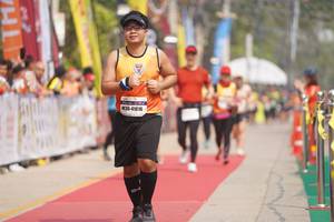 BIB: 41816
                            <button type="button" onclick="openModal(10318274)" class="btn btn-primary btn-sm float-right btn-popup" data-toggle="modal" data-target=".modal-high-quality">
                        <i class="fas fa-shopping-cart"></i> Add to Cart
                    </button>
                                            <button type="button" onclick="isThisMe(10318274, true)" class="btn btn-success btn-sm float-right btn-popup btn-isme hidden" data-toggle="tooltip" data-placement="bottom" title="นี่คือรูปของคุณใช่ไหม คลิกที่นี่เพื่อเอาเข้าอัลบั้ม">
                        <i class="fas fa-plus"></i> Add to album
                    </button>
                    <button type="button" onclick="isThisMe(10318274, false)" class="btn btn-warning btn-sm float-right btn-popup btn-isnotme hidden">
                        <i class="fas fa-ban"></i> Remove from album
                    </button>