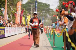 BIB: 
                            <button type="button" onclick="openModal(10318896)" class="btn btn-primary btn-sm float-right btn-popup" data-toggle="modal" data-target=".modal-high-quality">
                        <i class="fas fa-shopping-cart"></i> Add to Cart
                    </button>
                                            <button type="button" onclick="isThisMe(10318896, true)" class="btn btn-success btn-sm float-right btn-popup btn-isme hidden" data-toggle="tooltip" data-placement="bottom" title="นี่คือรูปของคุณใช่ไหม คลิกที่นี่เพื่อเอาเข้าอัลบั้ม">
                        <i class="fas fa-plus"></i> Add to album
                    </button>
                    <button type="button" onclick="isThisMe(10318896, false)" class="btn btn-warning btn-sm float-right btn-popup btn-isnotme hidden">
                        <i class="fas fa-ban"></i> Remove from album
                    </button>