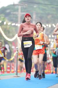 BIB: 17132
                            <button type="button" onclick="openModal(10231984)" class="btn btn-primary btn-sm float-right btn-popup" data-toggle="modal" data-target=".modal-high-quality">
                        <i class="fas fa-shopping-cart"></i> Add to Cart
                    </button>
                                            <button type="button" onclick="isThisMe(10231984, true)" class="btn btn-success btn-sm float-right btn-popup btn-isme hidden" data-toggle="tooltip" data-placement="bottom" title="นี่คือรูปของคุณใช่ไหม คลิกที่นี่เพื่อเอาเข้าอัลบั้ม">
                        <i class="fas fa-plus"></i> Add to album
                    </button>
                    <button type="button" onclick="isThisMe(10231984, false)" class="btn btn-warning btn-sm float-right btn-popup btn-isnotme hidden">
                        <i class="fas fa-ban"></i> Remove from album
                    </button>