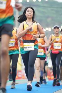 BIB: 0322, 10981
                            <button type="button" onclick="openModal(10174108)" class="btn btn-primary btn-sm float-right btn-popup" data-toggle="modal" data-target=".modal-high-quality">
                        <i class="fas fa-shopping-cart"></i> Add to Cart
                    </button>
                                            <button type="button" onclick="isThisMe(10174108, true)" class="btn btn-success btn-sm float-right btn-popup btn-isme hidden" data-toggle="tooltip" data-placement="bottom" title="นี่คือรูปของคุณใช่ไหม คลิกที่นี่เพื่อเอาเข้าอัลบั้ม">
                        <i class="fas fa-plus"></i> Add to album
                    </button>
                    <button type="button" onclick="isThisMe(10174108, false)" class="btn btn-warning btn-sm float-right btn-popup btn-isnotme hidden">
                        <i class="fas fa-ban"></i> Remove from album
                    </button>