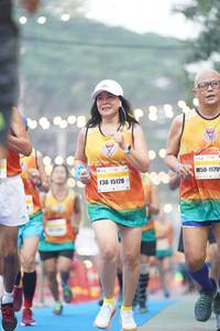 BIB: 11795, 15120
                            <button type="button" onclick="openModal(10178703)" class="btn btn-primary btn-sm float-right btn-popup" data-toggle="modal" data-target=".modal-high-quality">
                        <i class="fas fa-shopping-cart"></i> Add to Cart
                    </button>
                                            <button type="button" onclick="isThisMe(10178703, true)" class="btn btn-success btn-sm float-right btn-popup btn-isme hidden" data-toggle="tooltip" data-placement="bottom" title="นี่คือรูปของคุณใช่ไหม คลิกที่นี่เพื่อเอาเข้าอัลบั้ม">
                        <i class="fas fa-plus"></i> Add to album
                    </button>
                    <button type="button" onclick="isThisMe(10178703, false)" class="btn btn-warning btn-sm float-right btn-popup btn-isnotme hidden">
                        <i class="fas fa-ban"></i> Remove from album
                    </button>