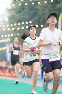 BIB: 26002, 25995
                            <button type="button" onclick="openModal(10248344)" class="btn btn-primary btn-sm float-right btn-popup" data-toggle="modal" data-target=".modal-high-quality">
                        <i class="fas fa-shopping-cart"></i> Add to Cart
                    </button>
                                            <button type="button" onclick="isThisMe(10248344, true)" class="btn btn-success btn-sm float-right btn-popup btn-isme hidden" data-toggle="tooltip" data-placement="bottom" title="นี่คือรูปของคุณใช่ไหม คลิกที่นี่เพื่อเอาเข้าอัลบั้ม">
                        <i class="fas fa-plus"></i> Add to album
                    </button>
                    <button type="button" onclick="isThisMe(10248344, false)" class="btn btn-warning btn-sm float-right btn-popup btn-isnotme hidden">
                        <i class="fas fa-ban"></i> Remove from album
                    </button>