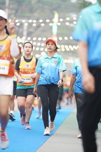 BIB: 15445
                            <button type="button" onclick="openModal(10239066)" class="btn btn-primary btn-sm float-right btn-popup" data-toggle="modal" data-target=".modal-high-quality">
                        <i class="fas fa-shopping-cart"></i> Add to Cart
                    </button>
                                            <button type="button" onclick="isThisMe(10239066, true)" class="btn btn-success btn-sm float-right btn-popup btn-isme hidden" data-toggle="tooltip" data-placement="bottom" title="นี่คือรูปของคุณใช่ไหม คลิกที่นี่เพื่อเอาเข้าอัลบั้ม">
                        <i class="fas fa-plus"></i> Add to album
                    </button>
                    <button type="button" onclick="isThisMe(10239066, false)" class="btn btn-warning btn-sm float-right btn-popup btn-isnotme hidden">
                        <i class="fas fa-ban"></i> Remove from album
                    </button>