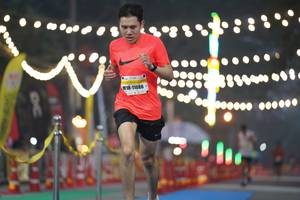 BIB: 11086, 0000, 000000
                            <button type="button" onclick="openModal(10257448)" class="btn btn-primary btn-sm float-right btn-popup" data-toggle="modal" data-target=".modal-high-quality">
                        <i class="fas fa-shopping-cart"></i> Add to Cart
                    </button>
                                            <button type="button" onclick="isThisMe(10257448, true)" class="btn btn-success btn-sm float-right btn-popup btn-isme hidden" data-toggle="tooltip" data-placement="bottom" title="นี่คือรูปของคุณใช่ไหม คลิกที่นี่เพื่อเอาเข้าอัลบั้ม">
                        <i class="fas fa-plus"></i> Add to album
                    </button>
                    <button type="button" onclick="isThisMe(10257448, false)" class="btn btn-warning btn-sm float-right btn-popup btn-isnotme hidden">
                        <i class="fas fa-ban"></i> Remove from album
                    </button>