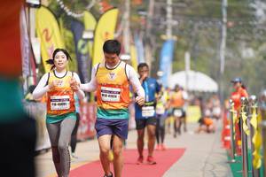 BIB: 41924, 40091
                            <button type="button" onclick="openModal(8336564)" class="btn btn-primary btn-sm float-right btn-popup" data-toggle="modal" data-target=".modal-high-quality">
                        <i class="fas fa-shopping-cart"></i> Add to Cart
                    </button>
                                            <button type="button" onclick="isThisMe(8336564, true)" class="btn btn-success btn-sm float-right btn-popup btn-isme hidden" data-toggle="tooltip" data-placement="bottom" title="นี่คือรูปของคุณใช่ไหม คลิกที่นี่เพื่อเอาเข้าอัลบั้ม">
                        <i class="fas fa-plus"></i> Add to album
                    </button>
                    <button type="button" onclick="isThisMe(8336564, false)" class="btn btn-warning btn-sm float-right btn-popup btn-isnotme hidden">
                        <i class="fas fa-ban"></i> Remove from album
                    </button>