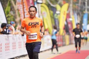 BIB: 46464
                            <button type="button" onclick="openModal(8335697)" class="btn btn-primary btn-sm float-right btn-popup" data-toggle="modal" data-target=".modal-high-quality">
                        <i class="fas fa-shopping-cart"></i> Add to Cart
                    </button>
                                            <button type="button" onclick="isThisMe(8335697, true)" class="btn btn-success btn-sm float-right btn-popup btn-isme hidden" data-toggle="tooltip" data-placement="bottom" title="นี่คือรูปของคุณใช่ไหม คลิกที่นี่เพื่อเอาเข้าอัลบั้ม">
                        <i class="fas fa-plus"></i> Add to album
                    </button>
                    <button type="button" onclick="isThisMe(8335697, false)" class="btn btn-warning btn-sm float-right btn-popup btn-isnotme hidden">
                        <i class="fas fa-ban"></i> Remove from album
                    </button>