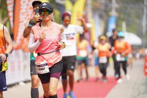 BIB: 47487
                            <button type="button" onclick="openModal(8334879)" class="btn btn-primary btn-sm float-right btn-popup" data-toggle="modal" data-target=".modal-high-quality">
                        <i class="fas fa-shopping-cart"></i> Add to Cart
                    </button>
                                            <button type="button" onclick="isThisMe(8334879, true)" class="btn btn-success btn-sm float-right btn-popup btn-isme hidden" data-toggle="tooltip" data-placement="bottom" title="นี่คือรูปของคุณใช่ไหม คลิกที่นี่เพื่อเอาเข้าอัลบั้ม">
                        <i class="fas fa-plus"></i> Add to album
                    </button>
                    <button type="button" onclick="isThisMe(8334879, false)" class="btn btn-warning btn-sm float-right btn-popup btn-isnotme hidden">
                        <i class="fas fa-ban"></i> Remove from album
                    </button>