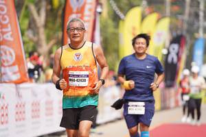 BIB: 42430
                            <button type="button" onclick="openModal(8318189)" class="btn btn-primary btn-sm float-right btn-popup" data-toggle="modal" data-target=".modal-high-quality">
                        <i class="fas fa-shopping-cart"></i> Add to Cart
                    </button>
                                            <button type="button" onclick="isThisMe(8318189, true)" class="btn btn-success btn-sm float-right btn-popup btn-isme hidden" data-toggle="tooltip" data-placement="bottom" title="นี่คือรูปของคุณใช่ไหม คลิกที่นี่เพื่อเอาเข้าอัลบั้ม">
                        <i class="fas fa-plus"></i> Add to album
                    </button>
                    <button type="button" onclick="isThisMe(8318189, false)" class="btn btn-warning btn-sm float-right btn-popup btn-isnotme hidden">
                        <i class="fas fa-ban"></i> Remove from album
                    </button>