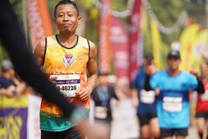 BIB: 421952, 46236
                            <button type="button" onclick="openModal(8313970)" class="btn btn-primary btn-sm float-right btn-popup" data-toggle="modal" data-target=".modal-high-quality">
                        <i class="fas fa-shopping-cart"></i> Add to Cart
                    </button>
                                            <button type="button" onclick="isThisMe(8313970, true)" class="btn btn-success btn-sm float-right btn-popup btn-isme hidden" data-toggle="tooltip" data-placement="bottom" title="นี่คือรูปของคุณใช่ไหม คลิกที่นี่เพื่อเอาเข้าอัลบั้ม">
                        <i class="fas fa-plus"></i> Add to album
                    </button>
                    <button type="button" onclick="isThisMe(8313970, false)" class="btn btn-warning btn-sm float-right btn-popup btn-isnotme hidden">
                        <i class="fas fa-ban"></i> Remove from album
                    </button>