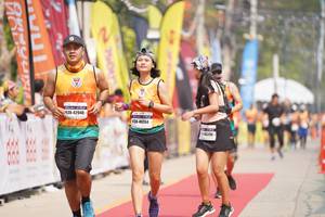 BIB: 42940, 40264, 200
                            <button type="button" onclick="openModal(8335365)" class="btn btn-primary btn-sm float-right btn-popup" data-toggle="modal" data-target=".modal-high-quality">
                        <i class="fas fa-shopping-cart"></i> Add to Cart
                    </button>
                                            <button type="button" onclick="isThisMe(8335365, true)" class="btn btn-success btn-sm float-right btn-popup btn-isme hidden" data-toggle="tooltip" data-placement="bottom" title="นี่คือรูปของคุณใช่ไหม คลิกที่นี่เพื่อเอาเข้าอัลบั้ม">
                        <i class="fas fa-plus"></i> Add to album
                    </button>
                    <button type="button" onclick="isThisMe(8335365, false)" class="btn btn-warning btn-sm float-right btn-popup btn-isnotme hidden">
                        <i class="fas fa-ban"></i> Remove from album
                    </button>