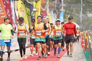 BIB: 400, 43081, 46260, 41253
                            <button type="button" onclick="openModal(8330736)" class="btn btn-primary btn-sm float-right btn-popup" data-toggle="modal" data-target=".modal-high-quality">
                        <i class="fas fa-shopping-cart"></i> Add to Cart
                    </button>
                                            <button type="button" onclick="isThisMe(8330736, true)" class="btn btn-success btn-sm float-right btn-popup btn-isme hidden" data-toggle="tooltip" data-placement="bottom" title="นี่คือรูปของคุณใช่ไหม คลิกที่นี่เพื่อเอาเข้าอัลบั้ม">
                        <i class="fas fa-plus"></i> Add to album
                    </button>
                    <button type="button" onclick="isThisMe(8330736, false)" class="btn btn-warning btn-sm float-right btn-popup btn-isnotme hidden">
                        <i class="fas fa-ban"></i> Remove from album
                    </button>