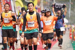 BIB: 40780, 476, 40937
                            <button type="button" onclick="openModal(8333329)" class="btn btn-primary btn-sm float-right btn-popup" data-toggle="modal" data-target=".modal-high-quality">
                        <i class="fas fa-shopping-cart"></i> Add to Cart
                    </button>
                                            <button type="button" onclick="isThisMe(8333329, true)" class="btn btn-success btn-sm float-right btn-popup btn-isme hidden" data-toggle="tooltip" data-placement="bottom" title="นี่คือรูปของคุณใช่ไหม คลิกที่นี่เพื่อเอาเข้าอัลบั้ม">
                        <i class="fas fa-plus"></i> Add to album
                    </button>
                    <button type="button" onclick="isThisMe(8333329, false)" class="btn btn-warning btn-sm float-right btn-popup btn-isnotme hidden">
                        <i class="fas fa-ban"></i> Remove from album
                    </button>