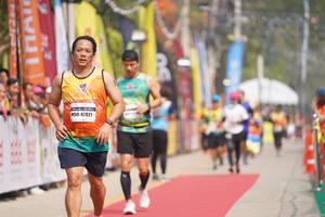 BIB: 42821
                            <button type="button" onclick="openModal(8337634)" class="btn btn-primary btn-sm float-right btn-popup" data-toggle="modal" data-target=".modal-high-quality">
                        <i class="fas fa-shopping-cart"></i> Add to Cart
                    </button>
                                            <button type="button" onclick="isThisMe(8337634, true)" class="btn btn-success btn-sm float-right btn-popup btn-isme hidden" data-toggle="tooltip" data-placement="bottom" title="นี่คือรูปของคุณใช่ไหม คลิกที่นี่เพื่อเอาเข้าอัลบั้ม">
                        <i class="fas fa-plus"></i> Add to album
                    </button>
                    <button type="button" onclick="isThisMe(8337634, false)" class="btn btn-warning btn-sm float-right btn-popup btn-isnotme hidden">
                        <i class="fas fa-ban"></i> Remove from album
                    </button>