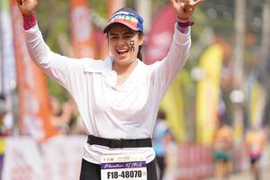 BIB: 42195, 48070
                            <button type="button" onclick="openModal(8321099)" class="btn btn-primary btn-sm float-right btn-popup" data-toggle="modal" data-target=".modal-high-quality">
                        <i class="fas fa-shopping-cart"></i> Add to Cart
                    </button>
                                            <button type="button" onclick="isThisMe(8321099, true)" class="btn btn-success btn-sm float-right btn-popup btn-isme hidden" data-toggle="tooltip" data-placement="bottom" title="นี่คือรูปของคุณใช่ไหม คลิกที่นี่เพื่อเอาเข้าอัลบั้ม">
                        <i class="fas fa-plus"></i> Add to album
                    </button>
                    <button type="button" onclick="isThisMe(8321099, false)" class="btn btn-warning btn-sm float-right btn-popup btn-isnotme hidden">
                        <i class="fas fa-ban"></i> Remove from album
                    </button>