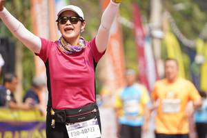 BIB: 40127
                            <button type="button" onclick="openModal(8325290)" class="btn btn-primary btn-sm float-right btn-popup" data-toggle="modal" data-target=".modal-high-quality">
                        <i class="fas fa-shopping-cart"></i> Add to Cart
                    </button>
                                            <button type="button" onclick="isThisMe(8325290, true)" class="btn btn-success btn-sm float-right btn-popup btn-isme hidden" data-toggle="tooltip" data-placement="bottom" title="นี่คือรูปของคุณใช่ไหม คลิกที่นี่เพื่อเอาเข้าอัลบั้ม">
                        <i class="fas fa-plus"></i> Add to album
                    </button>
                    <button type="button" onclick="isThisMe(8325290, false)" class="btn btn-warning btn-sm float-right btn-popup btn-isnotme hidden">
                        <i class="fas fa-ban"></i> Remove from album
                    </button>