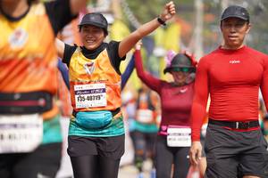 BIB: 40719
                            <button type="button" onclick="openModal(8331376)" class="btn btn-primary btn-sm float-right btn-popup" data-toggle="modal" data-target=".modal-high-quality">
                        <i class="fas fa-shopping-cart"></i> Add to Cart
                    </button>
                                            <button type="button" onclick="isThisMe(8331376, true)" class="btn btn-success btn-sm float-right btn-popup btn-isme hidden" data-toggle="tooltip" data-placement="bottom" title="นี่คือรูปของคุณใช่ไหม คลิกที่นี่เพื่อเอาเข้าอัลบั้ม">
                        <i class="fas fa-plus"></i> Add to album
                    </button>
                    <button type="button" onclick="isThisMe(8331376, false)" class="btn btn-warning btn-sm float-right btn-popup btn-isnotme hidden">
                        <i class="fas fa-ban"></i> Remove from album
                    </button>