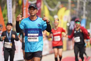 BIB: 421952, 41750
                            <button type="button" onclick="openModal(8314149)" class="btn btn-primary btn-sm float-right btn-popup" data-toggle="modal" data-target=".modal-high-quality">
                        <i class="fas fa-shopping-cart"></i> Add to Cart
                    </button>
                                            <button type="button" onclick="isThisMe(8314149, true)" class="btn btn-success btn-sm float-right btn-popup btn-isme hidden" data-toggle="tooltip" data-placement="bottom" title="นี่คือรูปของคุณใช่ไหม คลิกที่นี่เพื่อเอาเข้าอัลบั้ม">
                        <i class="fas fa-plus"></i> Add to album
                    </button>
                    <button type="button" onclick="isThisMe(8314149, false)" class="btn btn-warning btn-sm float-right btn-popup btn-isnotme hidden">
                        <i class="fas fa-ban"></i> Remove from album
                    </button>