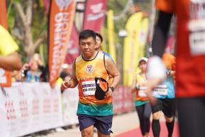 BIB: 4185
                            <button type="button" onclick="openModal(8321715)" class="btn btn-primary btn-sm float-right btn-popup" data-toggle="modal" data-target=".modal-high-quality">
                        <i class="fas fa-shopping-cart"></i> Add to Cart
                    </button>
                                            <button type="button" onclick="isThisMe(8321715, true)" class="btn btn-success btn-sm float-right btn-popup btn-isme hidden" data-toggle="tooltip" data-placement="bottom" title="นี่คือรูปของคุณใช่ไหม คลิกที่นี่เพื่อเอาเข้าอัลบั้ม">
                        <i class="fas fa-plus"></i> Add to album
                    </button>
                    <button type="button" onclick="isThisMe(8321715, false)" class="btn btn-warning btn-sm float-right btn-popup btn-isnotme hidden">
                        <i class="fas fa-ban"></i> Remove from album
                    </button>