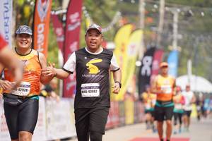 BIB: 42928, 43082
                            <button type="button" onclick="openModal(8313010)" class="btn btn-primary btn-sm float-right btn-popup" data-toggle="modal" data-target=".modal-high-quality">
                        <i class="fas fa-shopping-cart"></i> Add to Cart
                    </button>
                                            <button type="button" onclick="isThisMe(8313010, true)" class="btn btn-success btn-sm float-right btn-popup btn-isme hidden" data-toggle="tooltip" data-placement="bottom" title="นี่คือรูปของคุณใช่ไหม คลิกที่นี่เพื่อเอาเข้าอัลบั้ม">
                        <i class="fas fa-plus"></i> Add to album
                    </button>
                    <button type="button" onclick="isThisMe(8313010, false)" class="btn btn-warning btn-sm float-right btn-popup btn-isnotme hidden">
                        <i class="fas fa-ban"></i> Remove from album
                    </button>