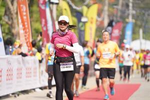 BIB: 40127
                            <button type="button" onclick="openModal(8325263)" class="btn btn-primary btn-sm float-right btn-popup" data-toggle="modal" data-target=".modal-high-quality">
                        <i class="fas fa-shopping-cart"></i> Add to Cart
                    </button>
                                            <button type="button" onclick="isThisMe(8325263, true)" class="btn btn-success btn-sm float-right btn-popup btn-isme hidden" data-toggle="tooltip" data-placement="bottom" title="นี่คือรูปของคุณใช่ไหม คลิกที่นี่เพื่อเอาเข้าอัลบั้ม">
                        <i class="fas fa-plus"></i> Add to album
                    </button>
                    <button type="button" onclick="isThisMe(8325263, false)" class="btn btn-warning btn-sm float-right btn-popup btn-isnotme hidden">
                        <i class="fas fa-ban"></i> Remove from album
                    </button>