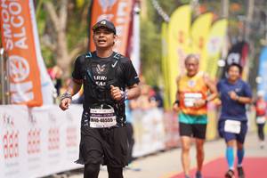 BIB: 46555
                            <button type="button" onclick="openModal(8318114)" class="btn btn-primary btn-sm float-right btn-popup" data-toggle="modal" data-target=".modal-high-quality">
                        <i class="fas fa-shopping-cart"></i> Add to Cart
                    </button>
                                            <button type="button" onclick="isThisMe(8318114, true)" class="btn btn-success btn-sm float-right btn-popup btn-isme hidden" data-toggle="tooltip" data-placement="bottom" title="นี่คือรูปของคุณใช่ไหม คลิกที่นี่เพื่อเอาเข้าอัลบั้ม">
                        <i class="fas fa-plus"></i> Add to album
                    </button>
                    <button type="button" onclick="isThisMe(8318114, false)" class="btn btn-warning btn-sm float-right btn-popup btn-isnotme hidden">
                        <i class="fas fa-ban"></i> Remove from album
                    </button>