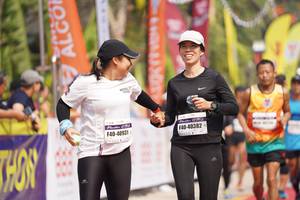 BIB: 40931, 40382
                            <button type="button" onclick="openModal(8313841)" class="btn btn-primary btn-sm float-right btn-popup" data-toggle="modal" data-target=".modal-high-quality">
                        <i class="fas fa-shopping-cart"></i> Add to Cart
                    </button>
                                            <button type="button" onclick="isThisMe(8313841, true)" class="btn btn-success btn-sm float-right btn-popup btn-isme hidden" data-toggle="tooltip" data-placement="bottom" title="นี่คือรูปของคุณใช่ไหม คลิกที่นี่เพื่อเอาเข้าอัลบั้ม">
                        <i class="fas fa-plus"></i> Add to album
                    </button>
                    <button type="button" onclick="isThisMe(8313841, false)" class="btn btn-warning btn-sm float-right btn-popup btn-isnotme hidden">
                        <i class="fas fa-ban"></i> Remove from album
                    </button>