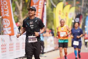 BIB: 46555
                            <button type="button" onclick="openModal(8318119)" class="btn btn-primary btn-sm float-right btn-popup" data-toggle="modal" data-target=".modal-high-quality">
                        <i class="fas fa-shopping-cart"></i> Add to Cart
                    </button>
                                            <button type="button" onclick="isThisMe(8318119, true)" class="btn btn-success btn-sm float-right btn-popup btn-isme hidden" data-toggle="tooltip" data-placement="bottom" title="นี่คือรูปของคุณใช่ไหม คลิกที่นี่เพื่อเอาเข้าอัลบั้ม">
                        <i class="fas fa-plus"></i> Add to album
                    </button>
                    <button type="button" onclick="isThisMe(8318119, false)" class="btn btn-warning btn-sm float-right btn-popup btn-isnotme hidden">
                        <i class="fas fa-ban"></i> Remove from album
                    </button>