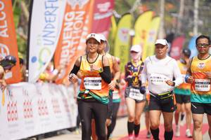 BIB: 47698, 40360
                            <button type="button" onclick="openModal(8315163)" class="btn btn-primary btn-sm float-right btn-popup" data-toggle="modal" data-target=".modal-high-quality">
                        <i class="fas fa-shopping-cart"></i> Add to Cart
                    </button>
                                            <button type="button" onclick="isThisMe(8315163, true)" class="btn btn-success btn-sm float-right btn-popup btn-isme hidden" data-toggle="tooltip" data-placement="bottom" title="นี่คือรูปของคุณใช่ไหม คลิกที่นี่เพื่อเอาเข้าอัลบั้ม">
                        <i class="fas fa-plus"></i> Add to album
                    </button>
                    <button type="button" onclick="isThisMe(8315163, false)" class="btn btn-warning btn-sm float-right btn-popup btn-isnotme hidden">
                        <i class="fas fa-ban"></i> Remove from album
                    </button>