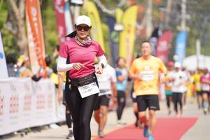 BIB: 401, 140
                            <button type="button" onclick="openModal(8325276)" class="btn btn-primary btn-sm float-right btn-popup" data-toggle="modal" data-target=".modal-high-quality">
                        <i class="fas fa-shopping-cart"></i> Add to Cart
                    </button>
                                            <button type="button" onclick="isThisMe(8325276, true)" class="btn btn-success btn-sm float-right btn-popup btn-isme hidden" data-toggle="tooltip" data-placement="bottom" title="นี่คือรูปของคุณใช่ไหม คลิกที่นี่เพื่อเอาเข้าอัลบั้ม">
                        <i class="fas fa-plus"></i> Add to album
                    </button>
                    <button type="button" onclick="isThisMe(8325276, false)" class="btn btn-warning btn-sm float-right btn-popup btn-isnotme hidden">
                        <i class="fas fa-ban"></i> Remove from album
                    </button>