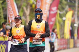 BIB: 46238, 42258
                            <button type="button" onclick="openModal(8319940)" class="btn btn-primary btn-sm float-right btn-popup" data-toggle="modal" data-target=".modal-high-quality">
                        <i class="fas fa-shopping-cart"></i> Add to Cart
                    </button>
                                            <button type="button" onclick="isThisMe(8319940, true)" class="btn btn-success btn-sm float-right btn-popup btn-isme hidden" data-toggle="tooltip" data-placement="bottom" title="นี่คือรูปของคุณใช่ไหม คลิกที่นี่เพื่อเอาเข้าอัลบั้ม">
                        <i class="fas fa-plus"></i> Add to album
                    </button>
                    <button type="button" onclick="isThisMe(8319940, false)" class="btn btn-warning btn-sm float-right btn-popup btn-isnotme hidden">
                        <i class="fas fa-ban"></i> Remove from album
                    </button>