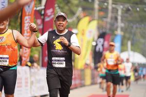 BIB: 42928, 43082
                            <button type="button" onclick="openModal(8313102)" class="btn btn-primary btn-sm float-right btn-popup" data-toggle="modal" data-target=".modal-high-quality">
                        <i class="fas fa-shopping-cart"></i> Add to Cart
                    </button>
                                            <button type="button" onclick="isThisMe(8313102, true)" class="btn btn-success btn-sm float-right btn-popup btn-isme hidden" data-toggle="tooltip" data-placement="bottom" title="นี่คือรูปของคุณใช่ไหม คลิกที่นี่เพื่อเอาเข้าอัลบั้ม">
                        <i class="fas fa-plus"></i> Add to album
                    </button>
                    <button type="button" onclick="isThisMe(8313102, false)" class="btn btn-warning btn-sm float-right btn-popup btn-isnotme hidden">
                        <i class="fas fa-ban"></i> Remove from album
                    </button>