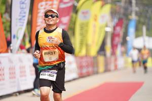 BIB: 47632
                            <button type="button" onclick="openModal(8319370)" class="btn btn-primary btn-sm float-right btn-popup" data-toggle="modal" data-target=".modal-high-quality">
                        <i class="fas fa-shopping-cart"></i> Add to Cart
                    </button>
                                            <button type="button" onclick="isThisMe(8319370, true)" class="btn btn-success btn-sm float-right btn-popup btn-isme hidden" data-toggle="tooltip" data-placement="bottom" title="นี่คือรูปของคุณใช่ไหม คลิกที่นี่เพื่อเอาเข้าอัลบั้ม">
                        <i class="fas fa-plus"></i> Add to album
                    </button>
                    <button type="button" onclick="isThisMe(8319370, false)" class="btn btn-warning btn-sm float-right btn-popup btn-isnotme hidden">
                        <i class="fas fa-ban"></i> Remove from album
                    </button>