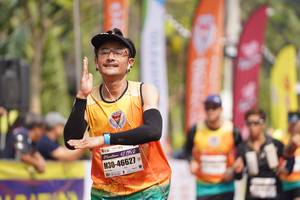 BIB: 12195, 46627
                            <button type="button" onclick="openModal(8323962)" class="btn btn-primary btn-sm float-right btn-popup" data-toggle="modal" data-target=".modal-high-quality">
                        <i class="fas fa-shopping-cart"></i> Add to Cart
                    </button>
                                            <button type="button" onclick="isThisMe(8323962, true)" class="btn btn-success btn-sm float-right btn-popup btn-isme hidden" data-toggle="tooltip" data-placement="bottom" title="นี่คือรูปของคุณใช่ไหม คลิกที่นี่เพื่อเอาเข้าอัลบั้ม">
                        <i class="fas fa-plus"></i> Add to album
                    </button>
                    <button type="button" onclick="isThisMe(8323962, false)" class="btn btn-warning btn-sm float-right btn-popup btn-isnotme hidden">
                        <i class="fas fa-ban"></i> Remove from album
                    </button>